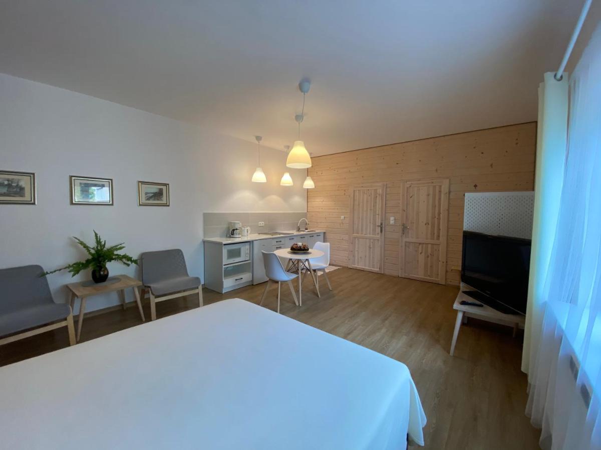 Mily Apartament Устрики-Долішні Екстер'єр фото
